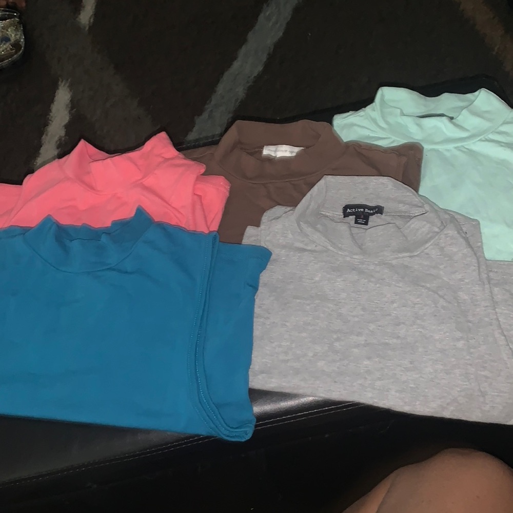 Bundle deal!!! Crop tops!!